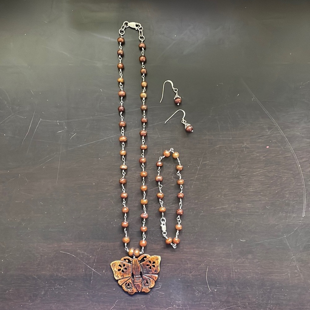 Handmade wire wrapped freshwater pearl necklace
